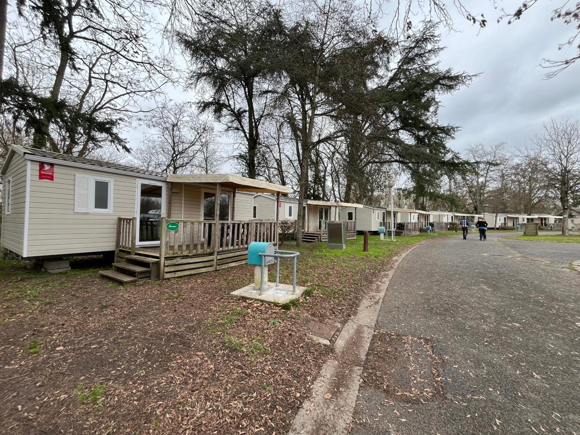 Camping De Bourges Exteriör bild
